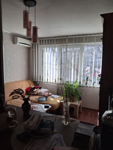 Trei camere la 5 minute de statia M1 Bucur Obor