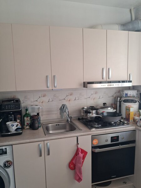 Trei camere la 5 minute de statia M1 Bucur Obor