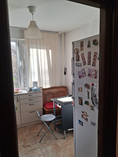 Trei camere la 5 minute de statia M1 Bucur Obor