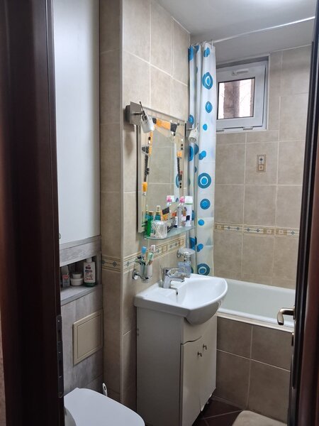 Trei camere la 5 minute de statia M1 Bucur Obor